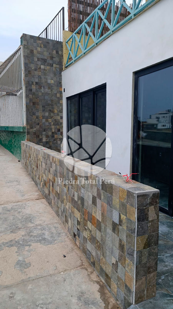 Piedra Ayacuchana formato 10×10 — Piedra Ayacuchana